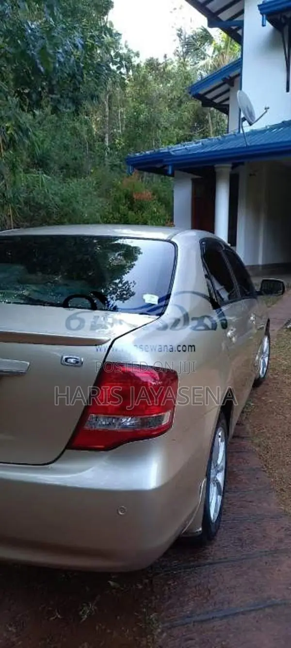 Toyota Axio 2010 Car (Used)
