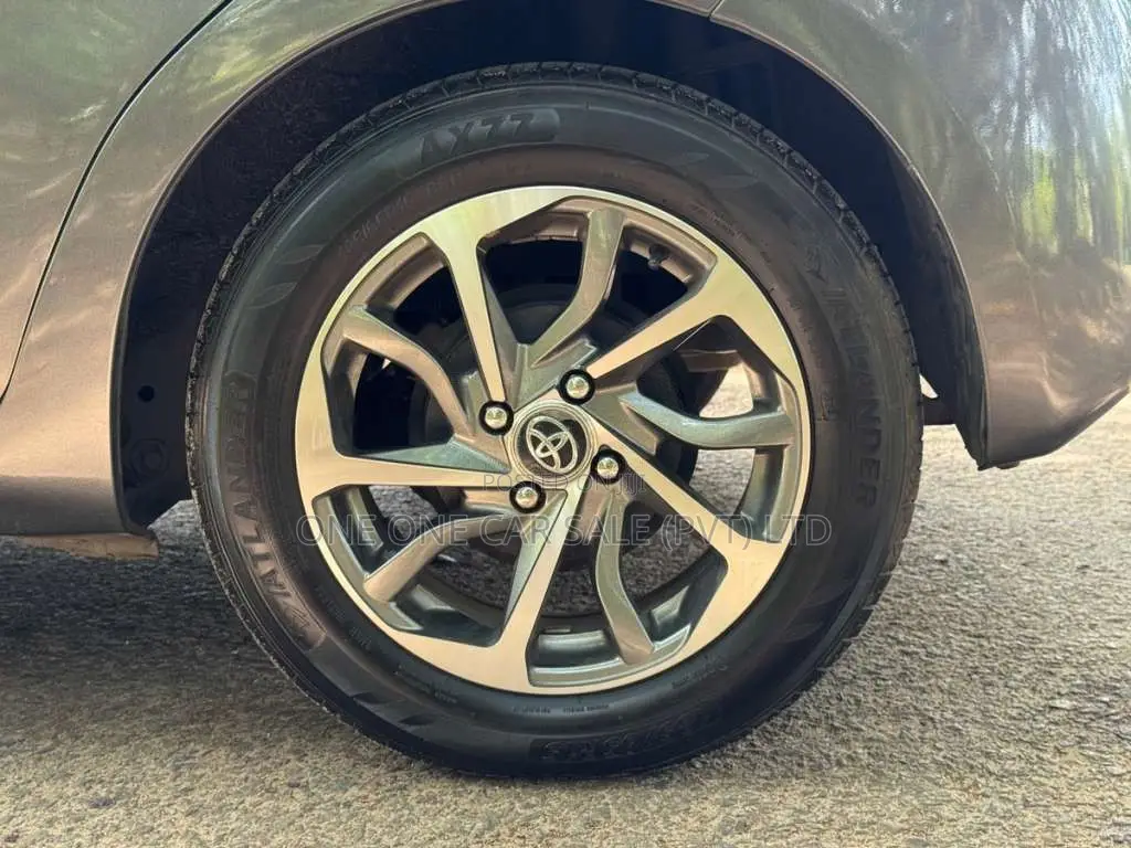 Toyota Vitz Safety 2018 Car (Used)