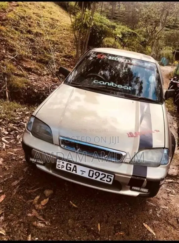 Suzuki Esteem 2000 Car (Used)