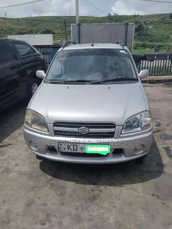 Suzuki Swift Center 2005 Car (Used)