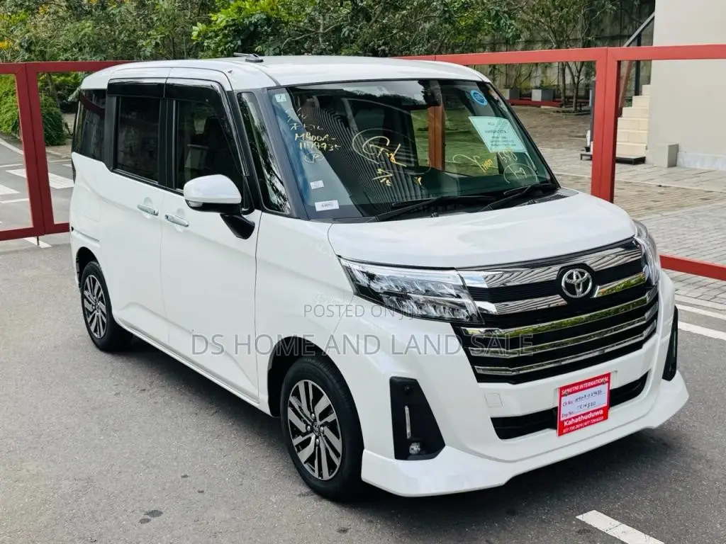 Toyota Roomy Custome G 2024 Car Brand New