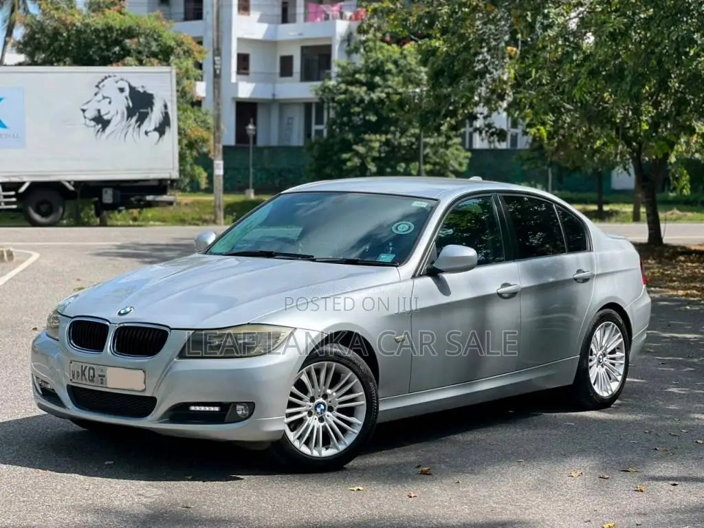 BMW 320d 2011 Car (Used)