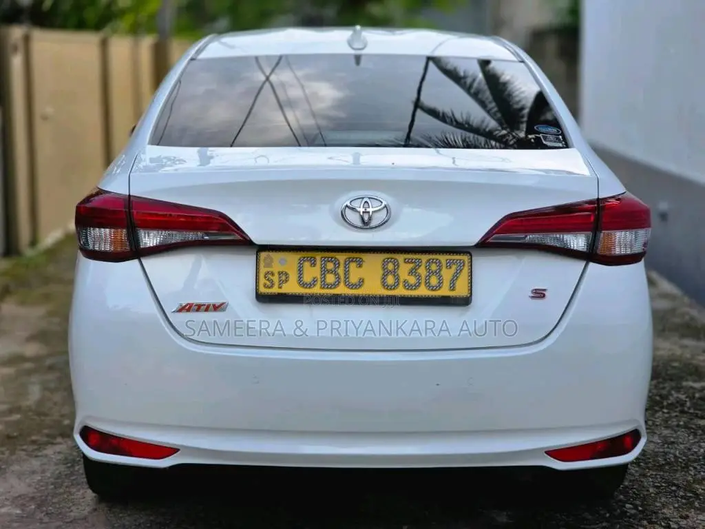 Toyota Yaris Active 2018 Car (Used)