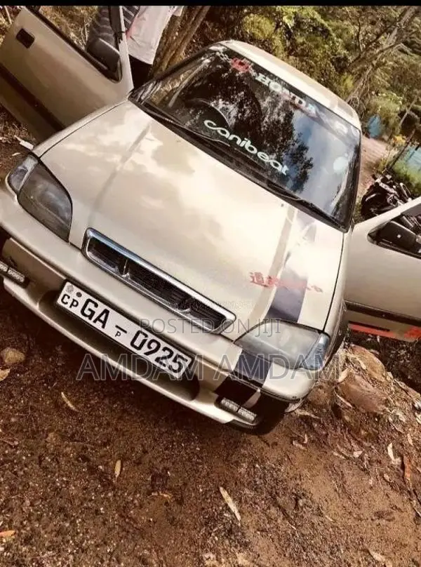 Suzuki Esteem 2000 Car (Used)