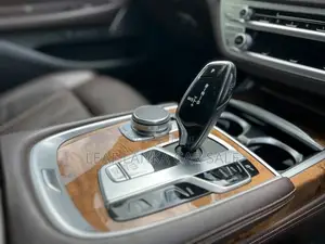BMW 740le 2018 Car (Used)
