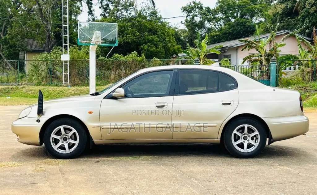 Daewoo Leganza 2000 Car (Used)