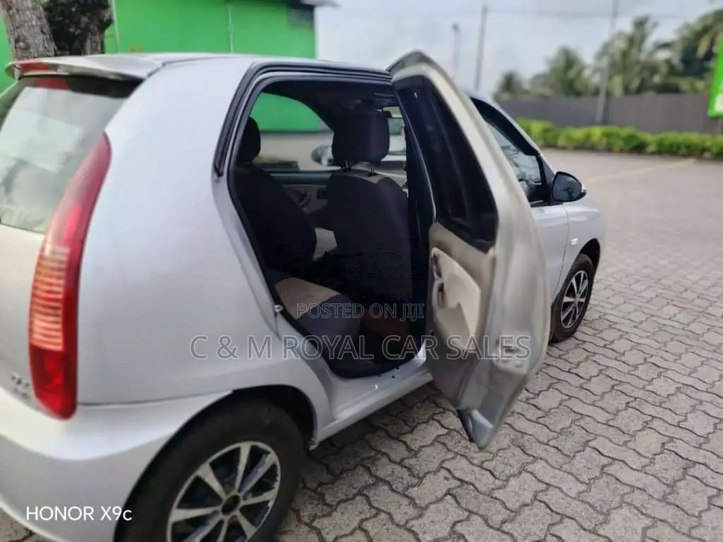 Tata Indica 2014 Car (Used)