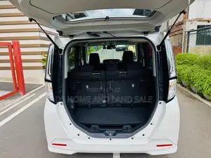 Toyota Roomy Custome G 2024 Car Brand New