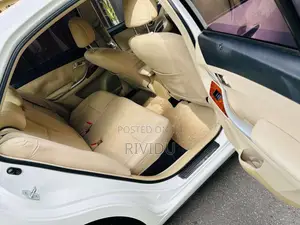 Toyota Premio 2013 Car (Used)