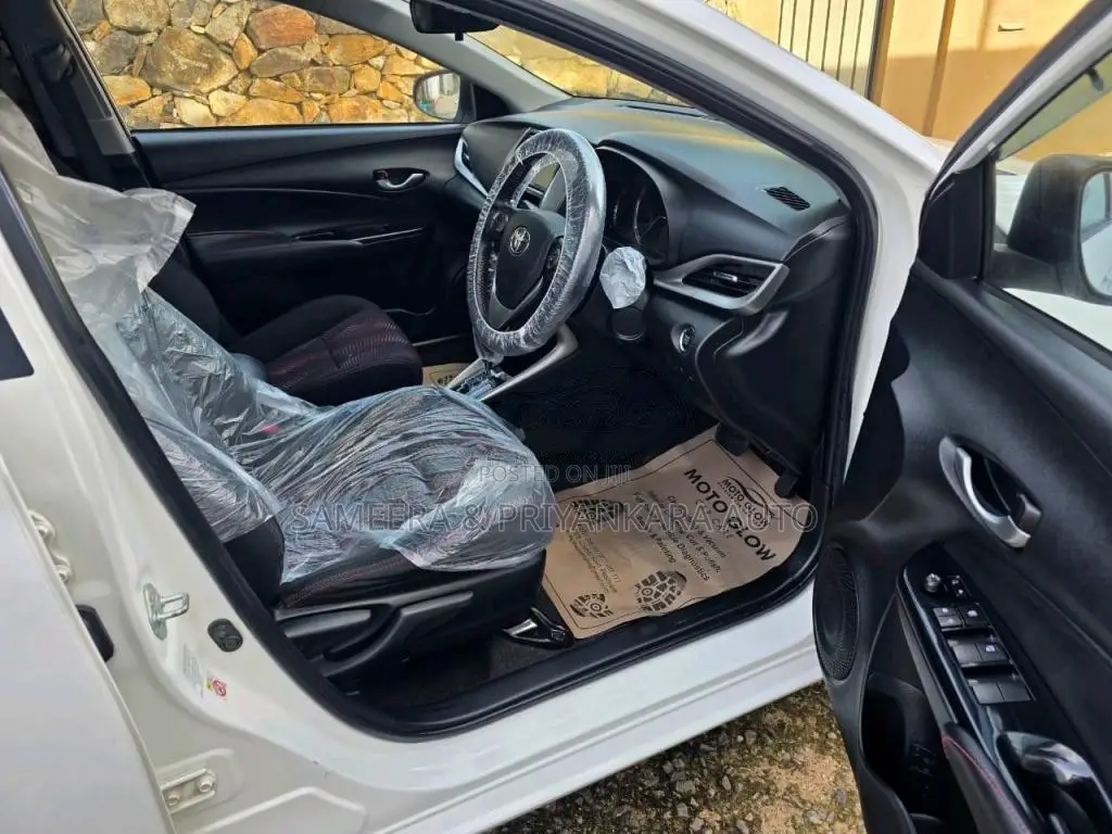 Toyota Yaris Active 2018 Car (Used)