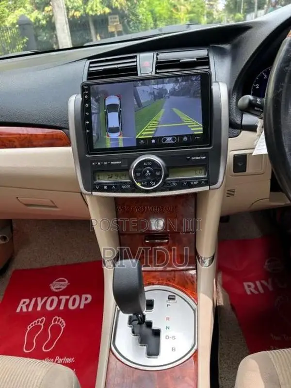 Toyota Premio 2013 Car (Used)