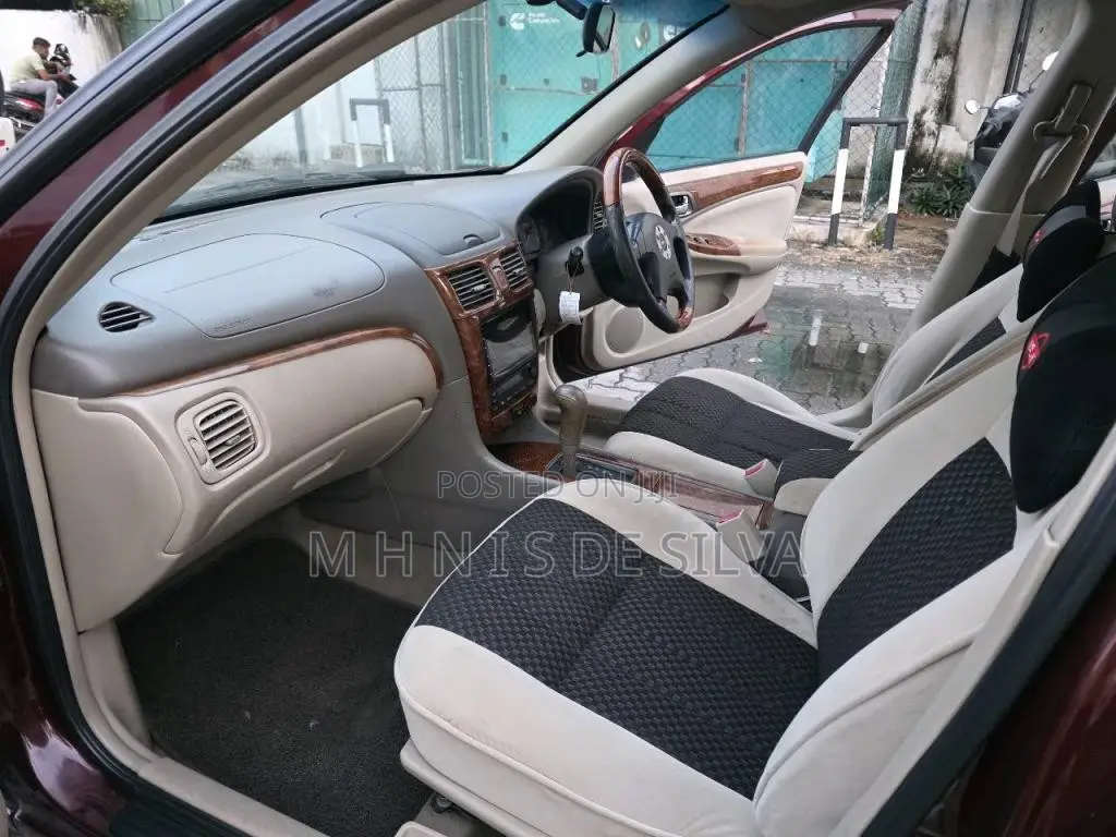 Nissan Bluebird Sylphy N17 2004 Car (Used)
