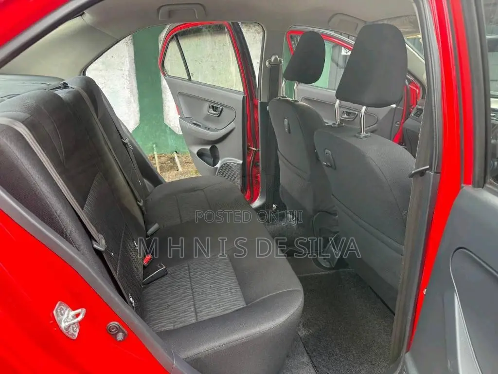 Perodua Bezza 2018 Car (Used)
