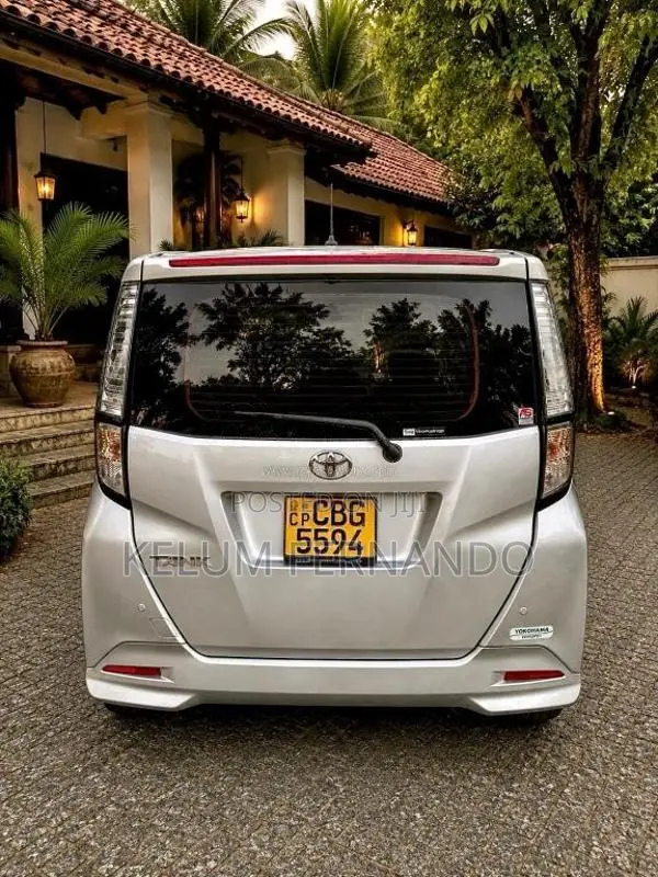 Toyota Tank 2018 Car (Used)