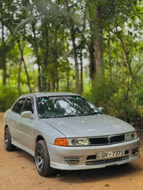 Mitsubishi Lancer 2000 Car (Used)