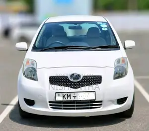 Toyota Vitz 2007 Car (Used)