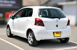 Toyota Vitz 2007 Car (Used)