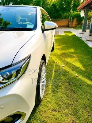 Toyota Premio 2017 Car (Used)
