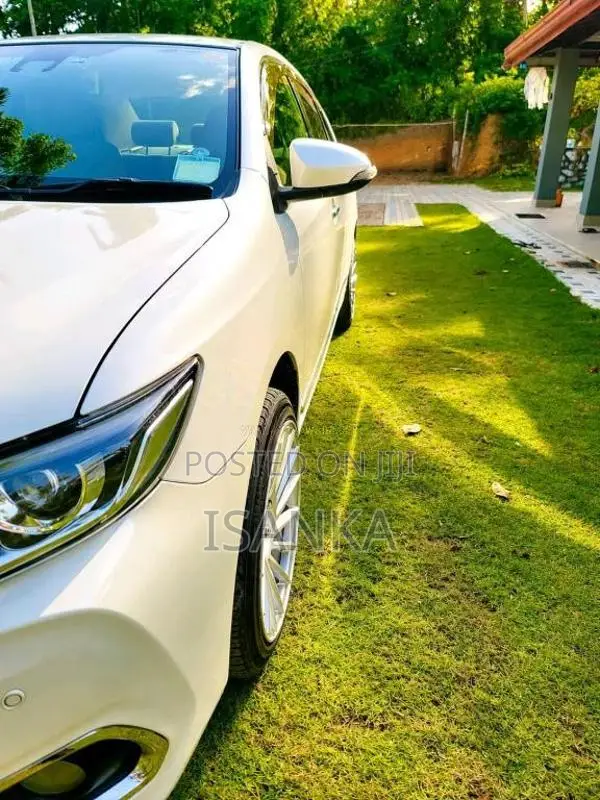 Toyota Premio 2017 Car (Used)