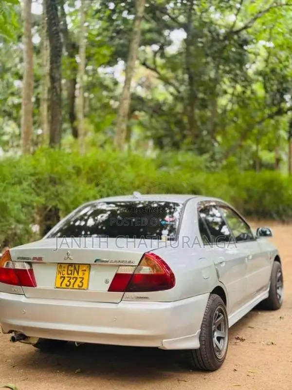 Mitsubishi Lancer 2000 Car (Used)