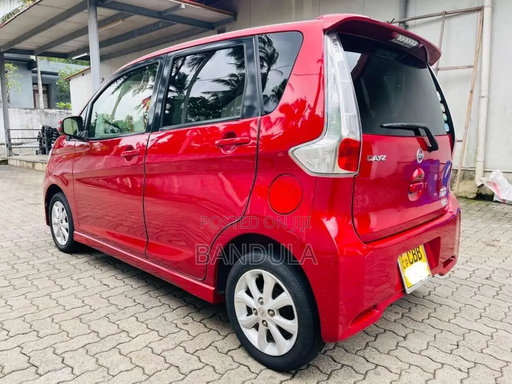 Nissan Dayz Highway Star 2017 Car (Used)