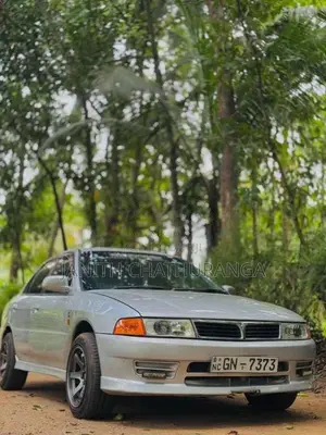Mitsubishi Lancer 2000 Car (Used)