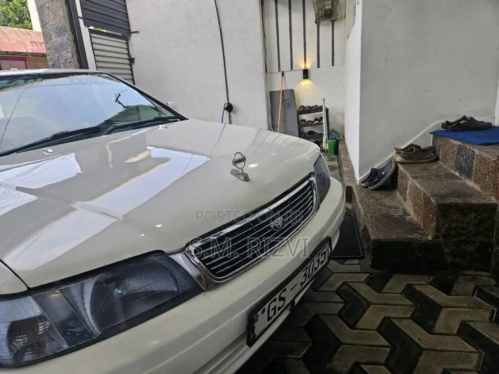 Nissan QU 14 2000 Car (Used)