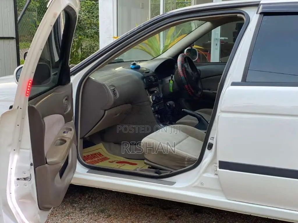 Nissan FB15 1999 Car (Used)