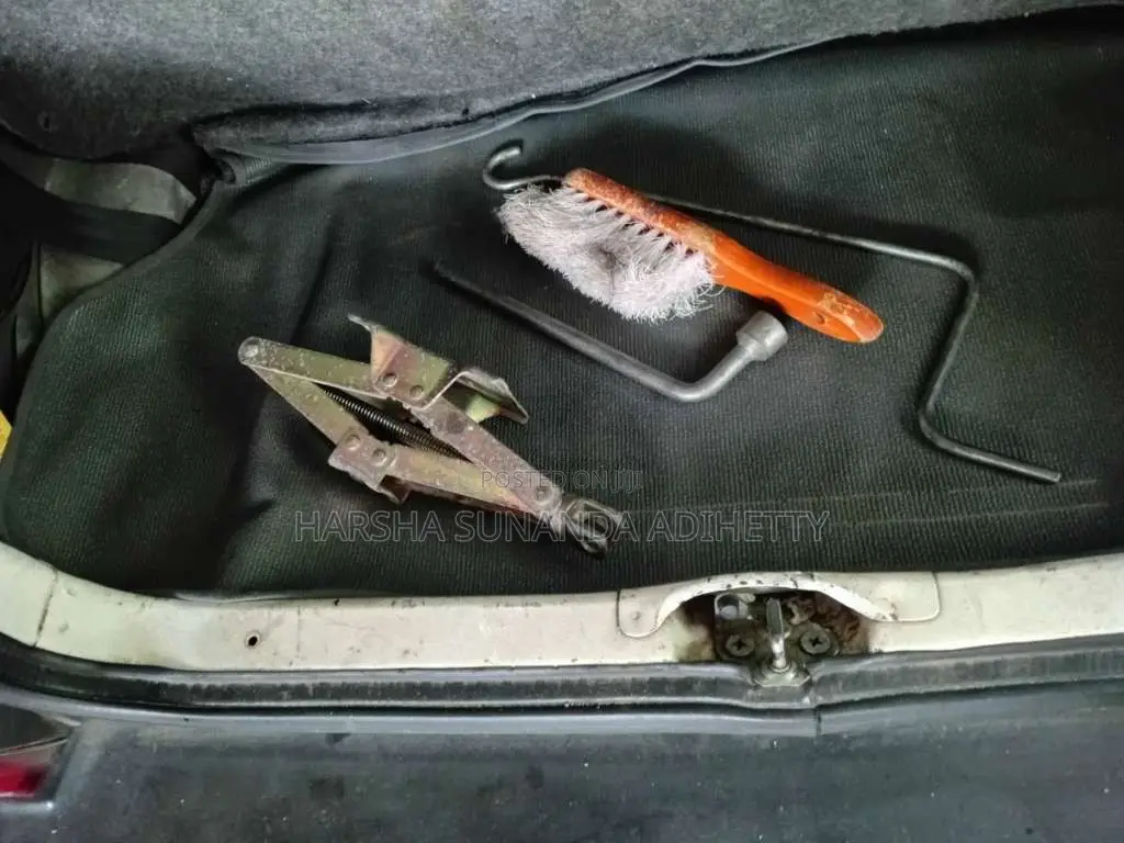 Suzuki Maruti 2010 Car (Used)