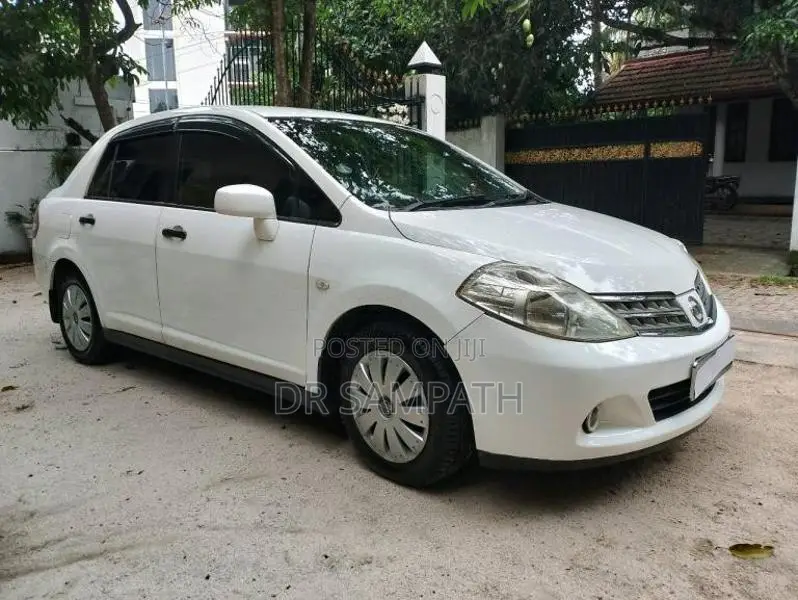 Nissan Tiida 2009 Car (Used)
