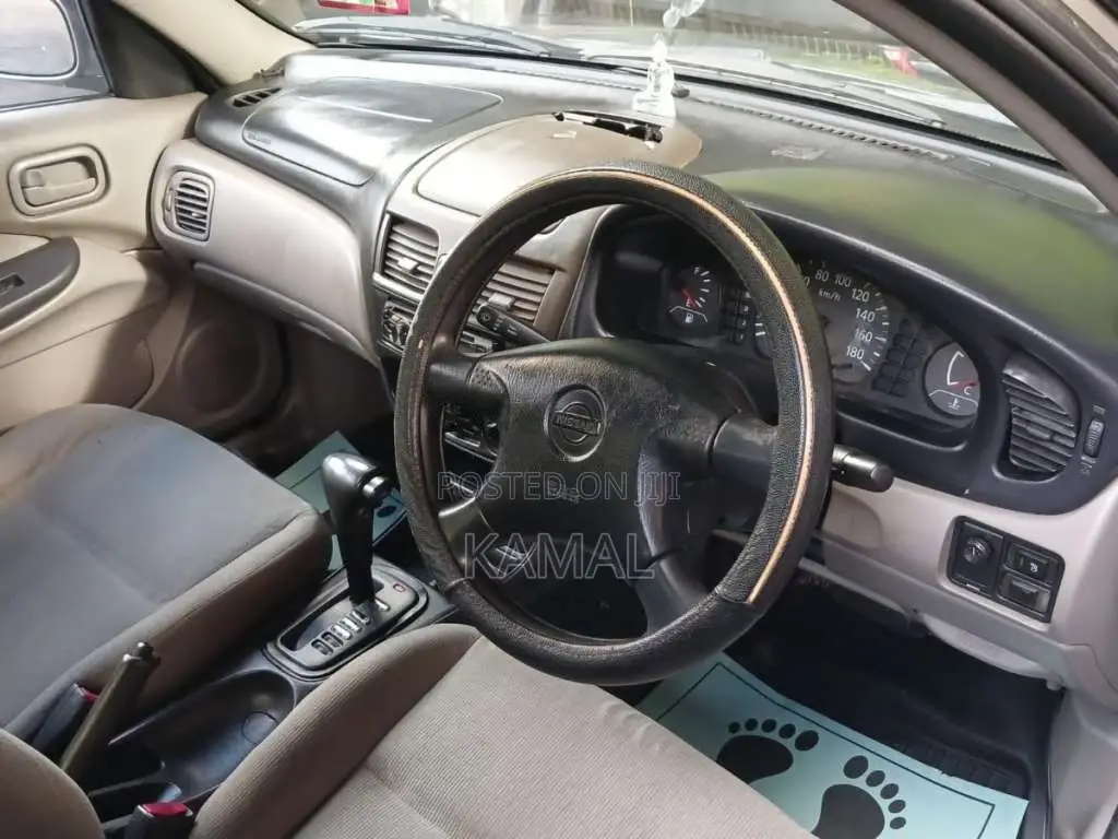 Nissan Bluebird Sylphy 2002 Car (Used)