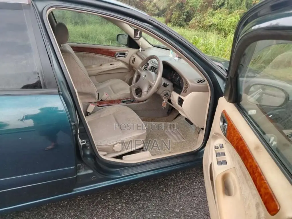 Nissan Bluebird Sylphy FG10 2004 Car (Used)