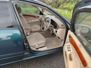 Nissan Bluebird Sylphy FG10 2004 Car (Used)