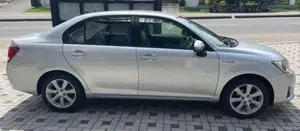 Toyota Axio 2014 Car (Used)