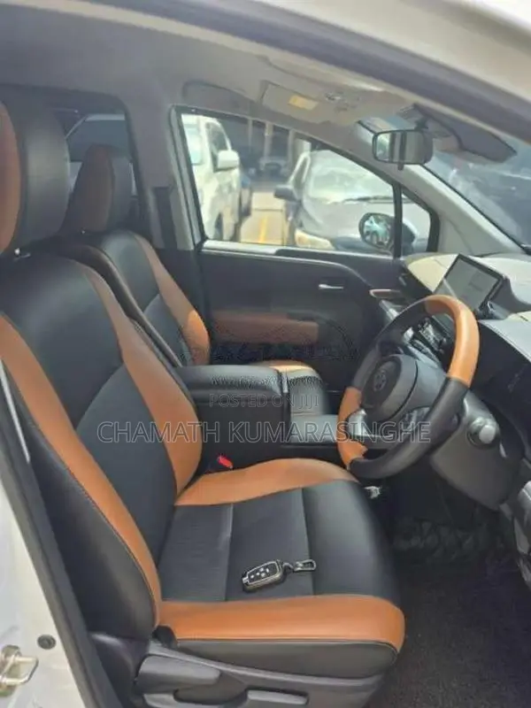 Toyota Sienta 2025 Car (Used)