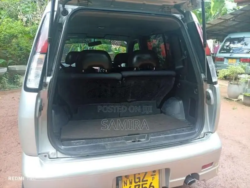 Nissan Cube 2000 Car (Used)