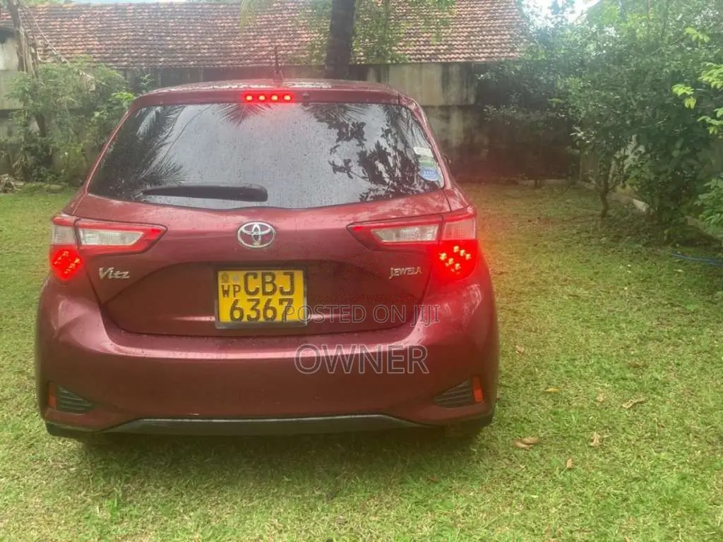 Toyota Vitz Jewela 2018 Car (Used)