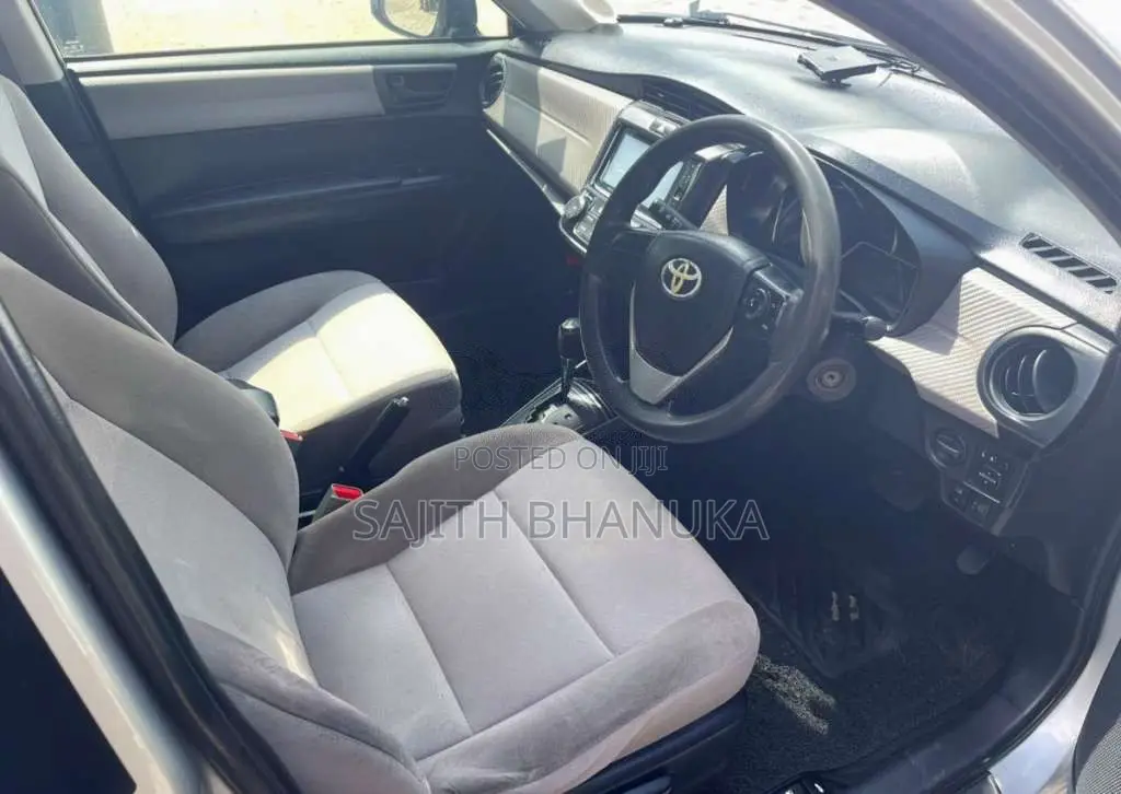 Toyota Axio 2014 Car (Used)