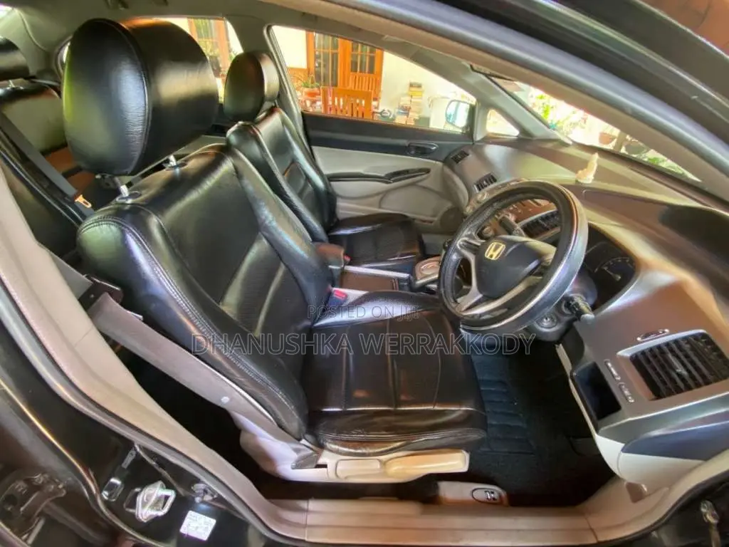 Honda Civic FD4 2011 Car (Used)