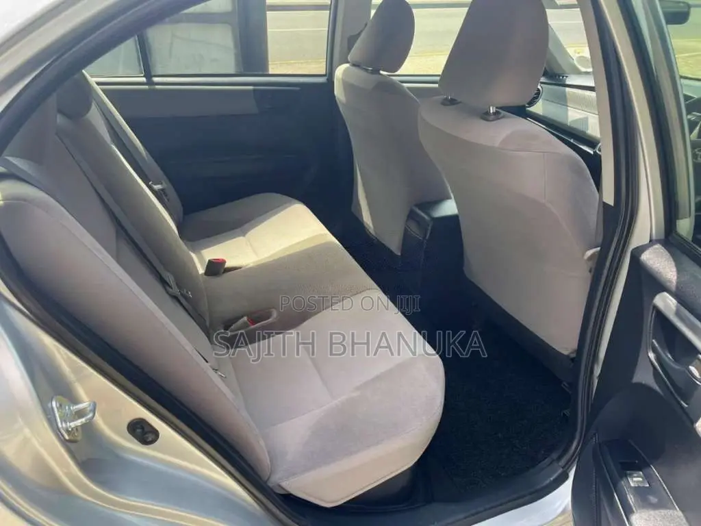 Toyota Axio 2014 Car (Used)