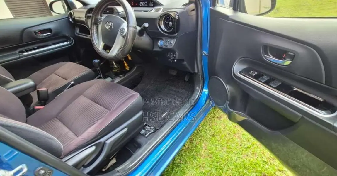 Toyota Aqua Urban G 2016 Car (Used)