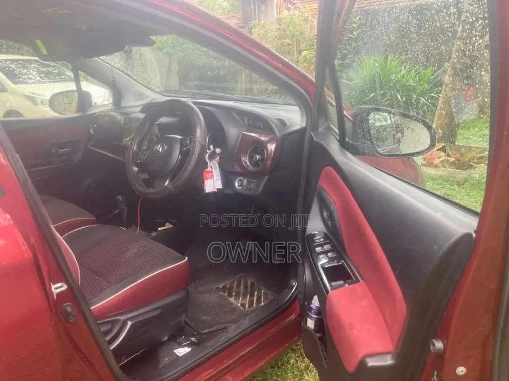 Toyota Vitz Jewela 2018 Car (Used)