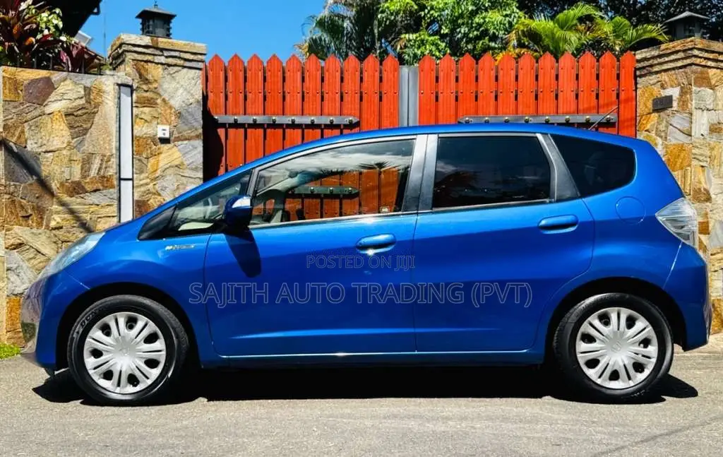 Honda Fit GP1 2013 Car (Used)