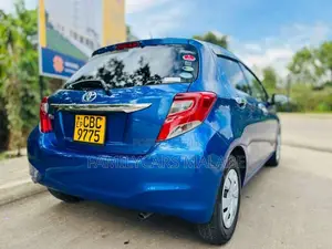 Toyota Vitz 2015 Car (Used)