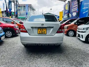 Nissan Tiida 2010 Car (Used)