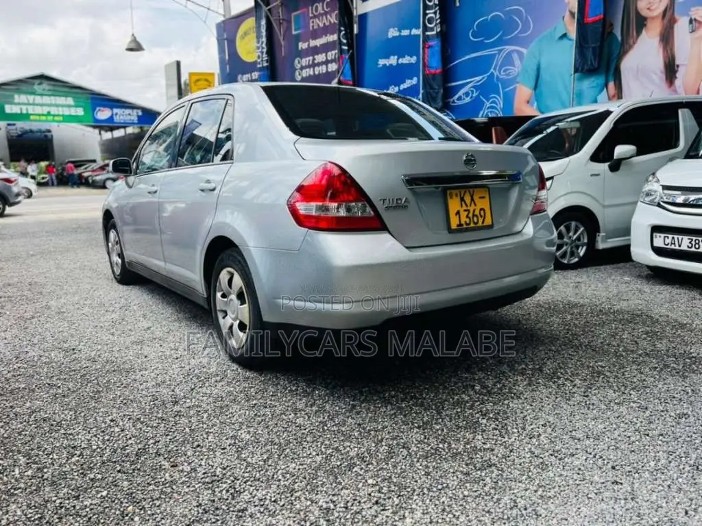 Nissan Tiida 2010 Car (Used)