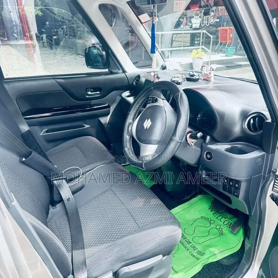 Suzuki Spacia 2015 Car (Used)