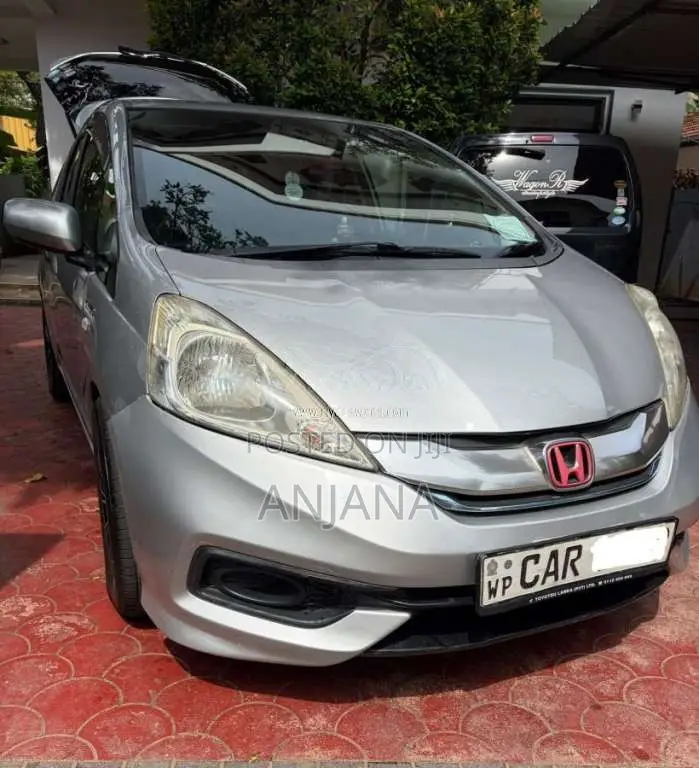 Honda Fit GP2 2014 Car (Used)