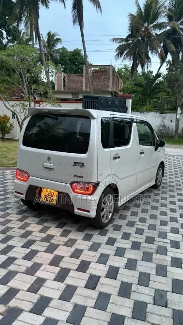 Suzuki Wagon R Custom 2025 Car (Used)