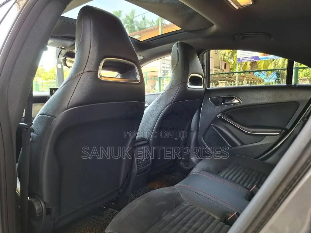 Mercedes-Benz CLA CLA220 CONSIDERED 2013 Car (Used)
